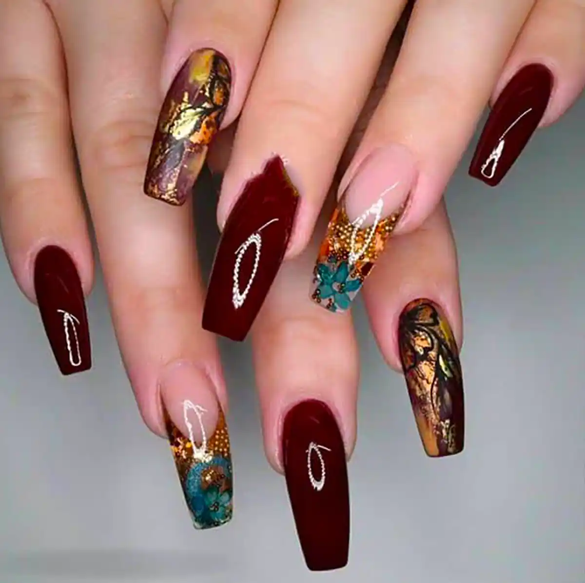 طراحی ناخن شاین دار