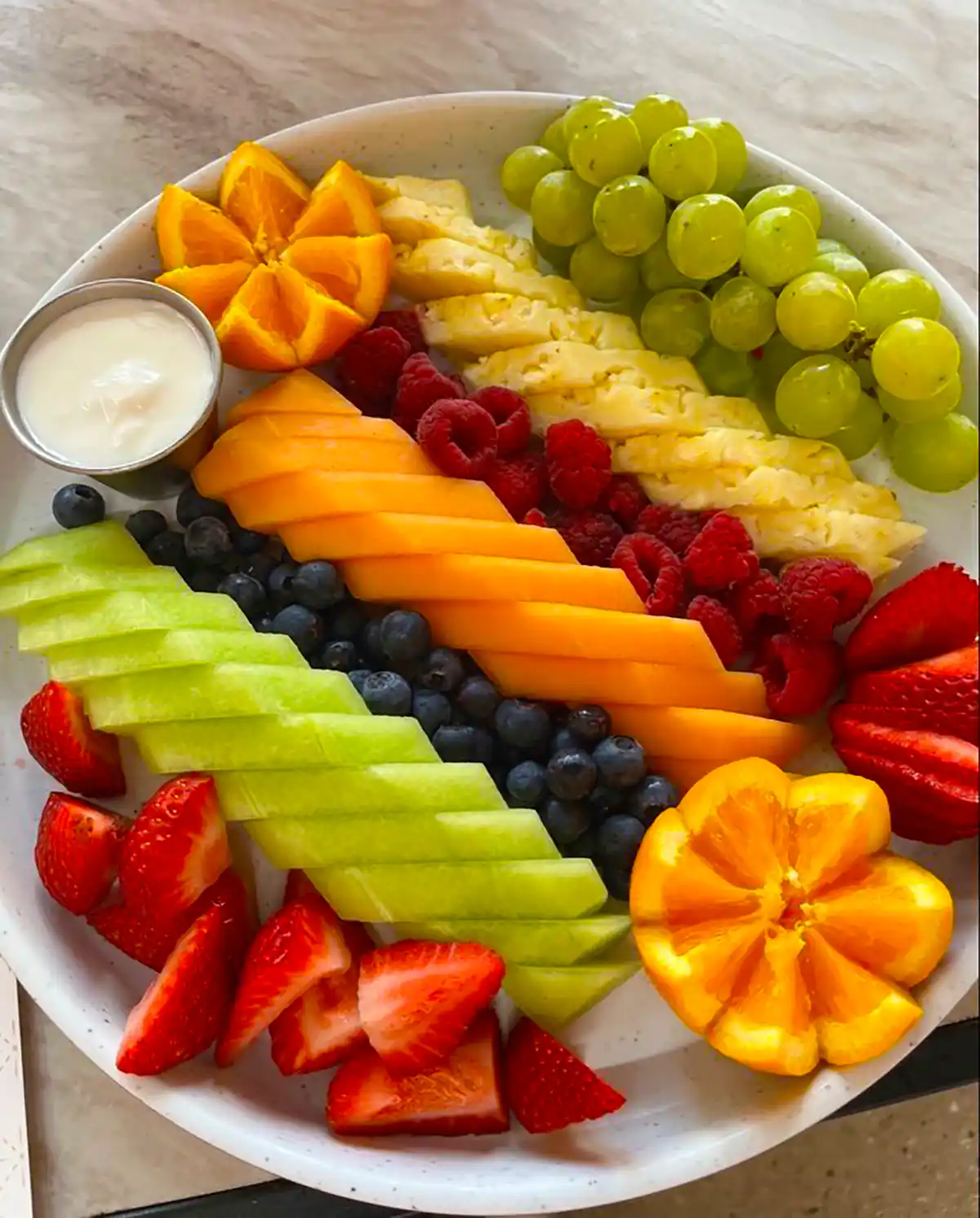 تزئین میوه باکلاس زیبا