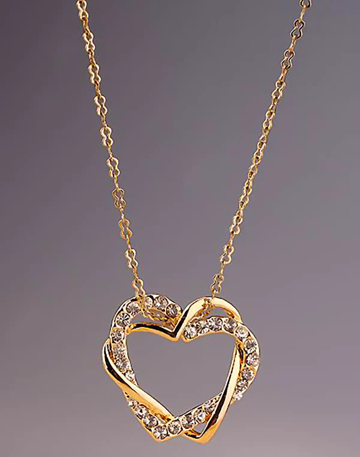 تو گردنی طلا خفن