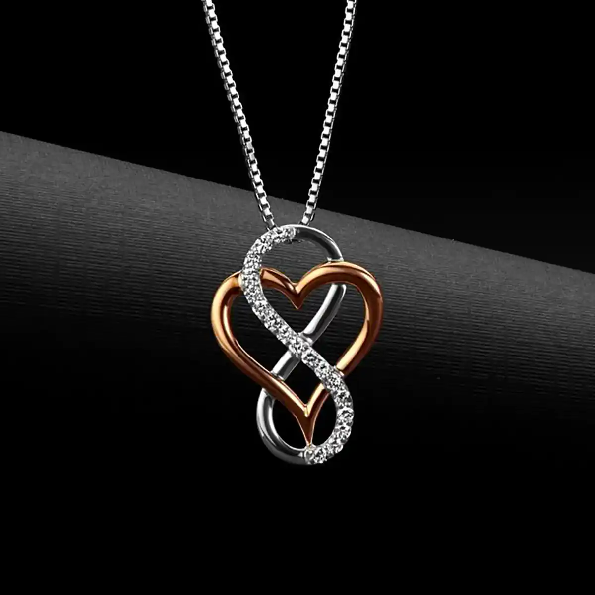 تو گردنی طلا خفن