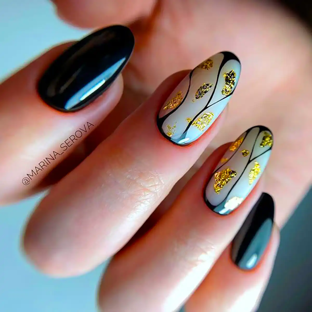 طراحی ناخن با تم مشکی