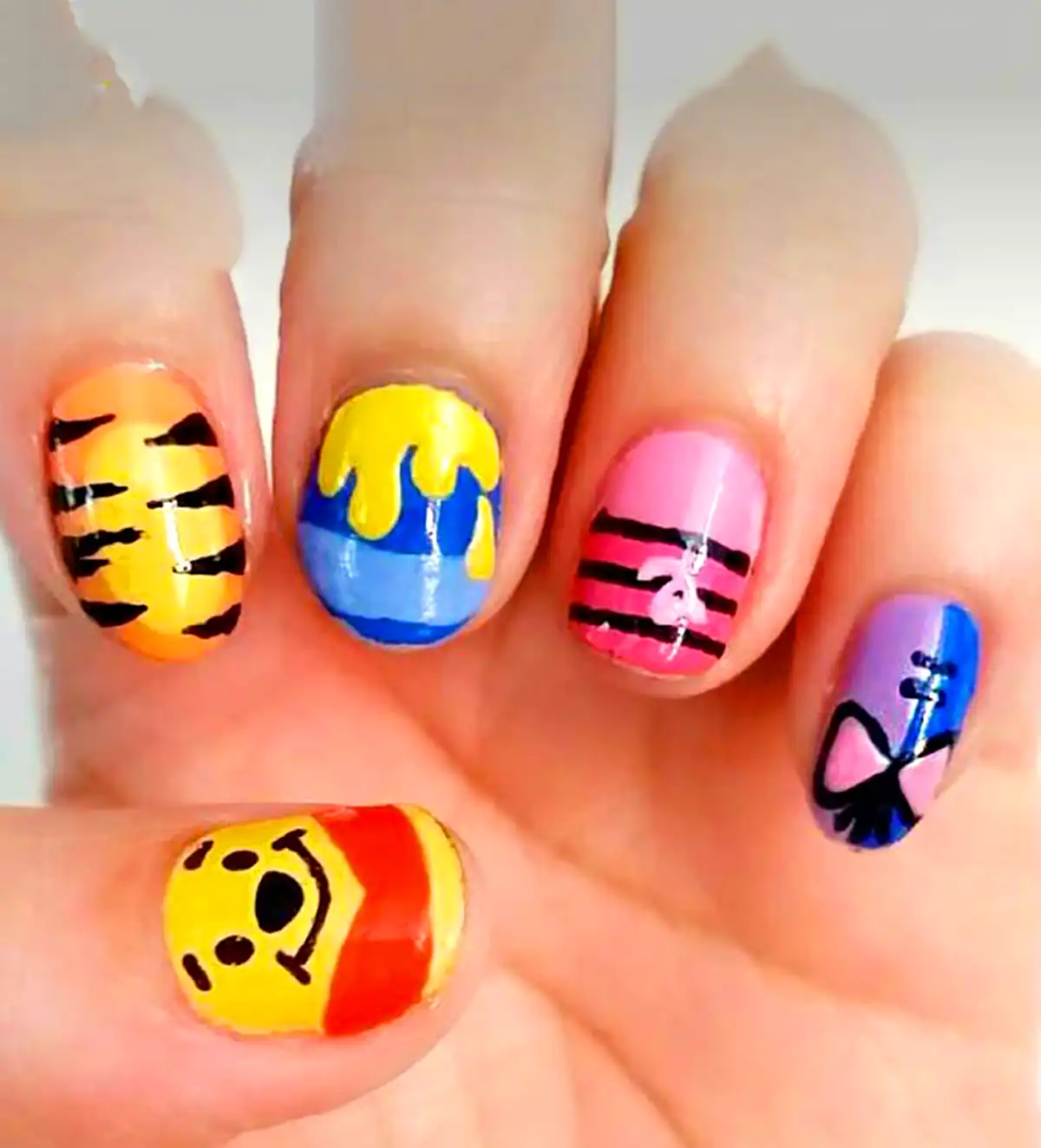 طرح ناخن انیمیشن پو