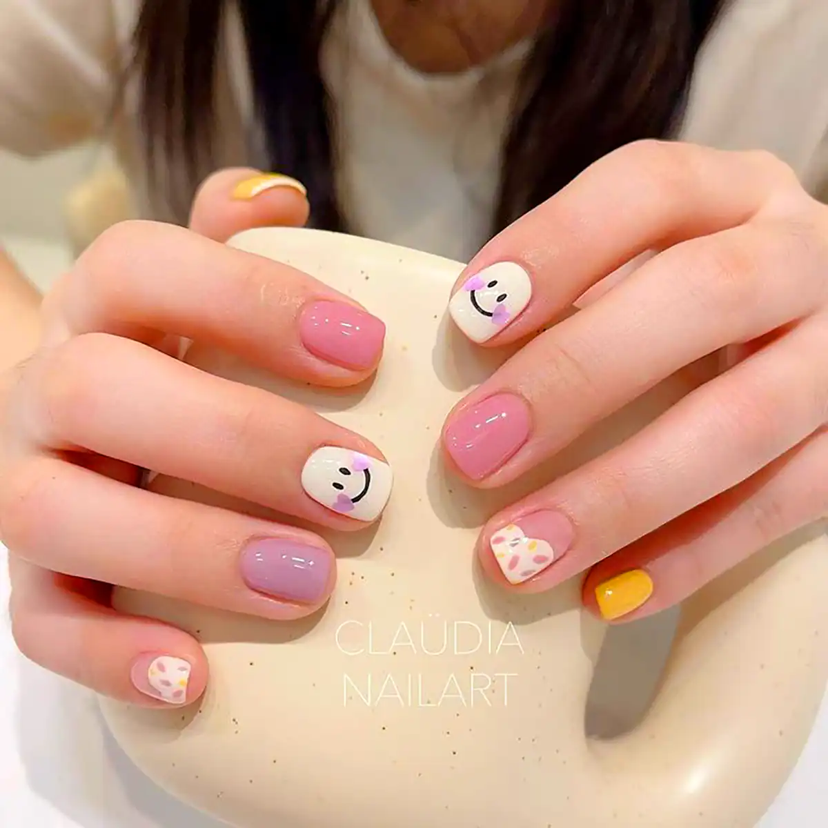 طرح کیوت روی ناخن