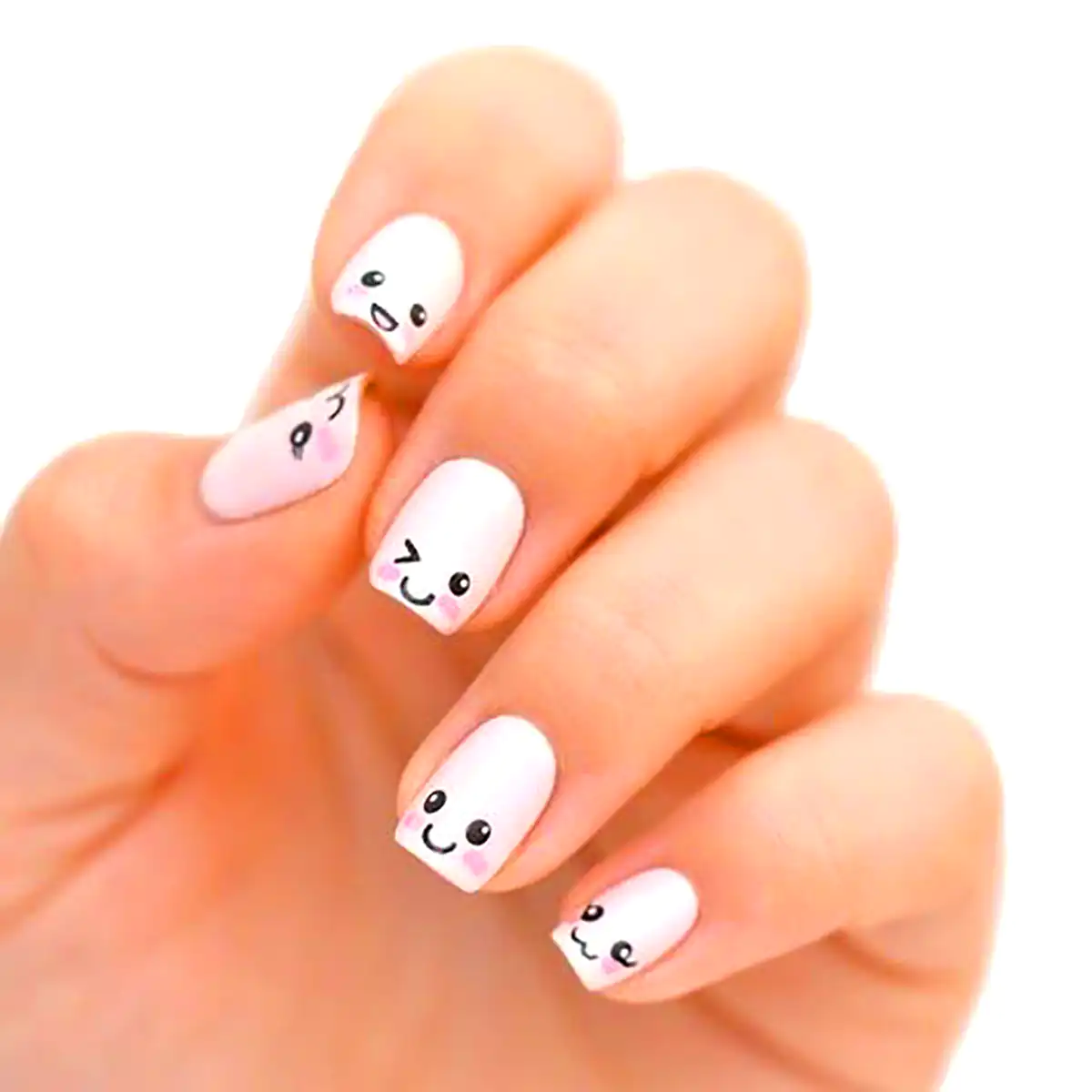 طرح کیوت روی ناخن