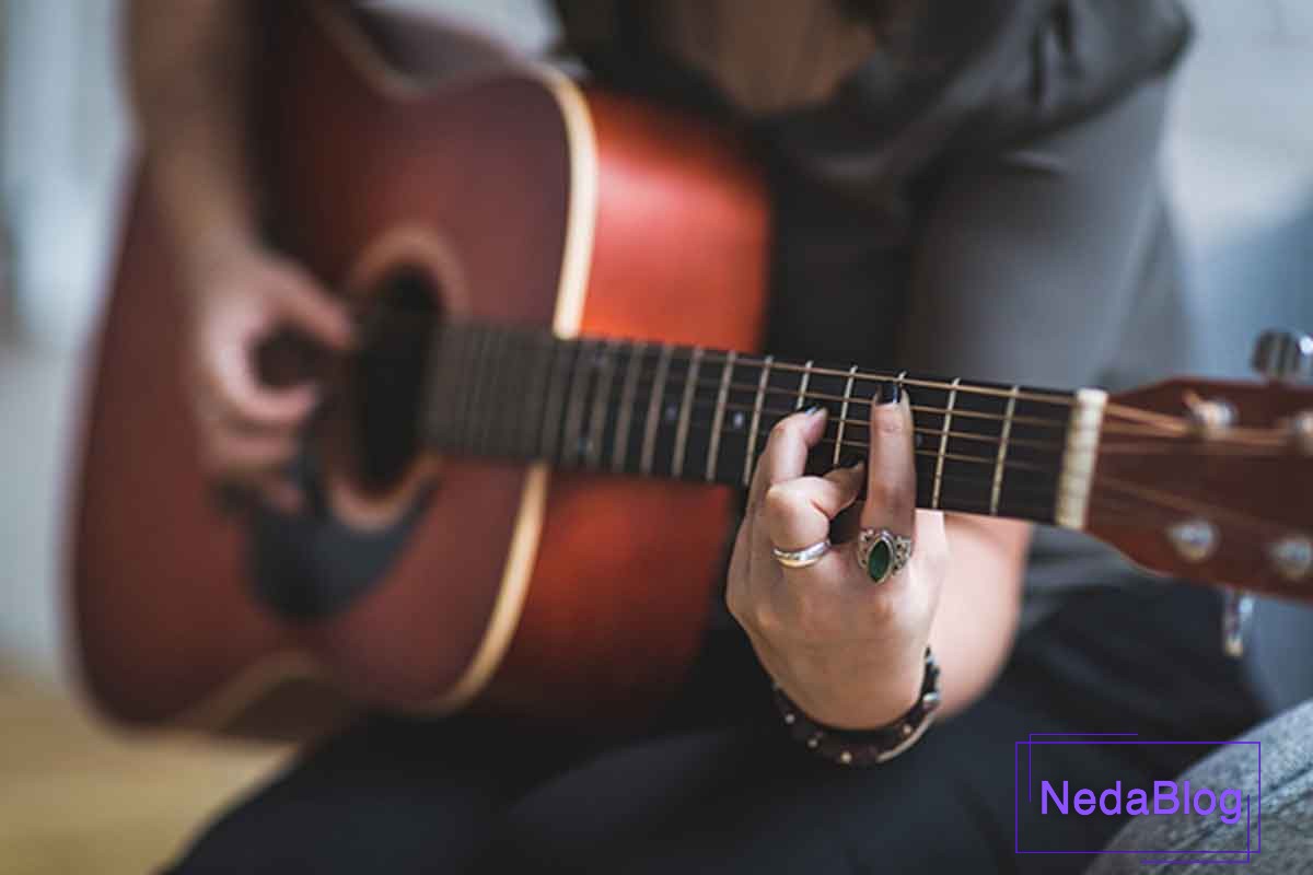 مدت زمان لازم برای یادگیری گیتار چقدر است؟