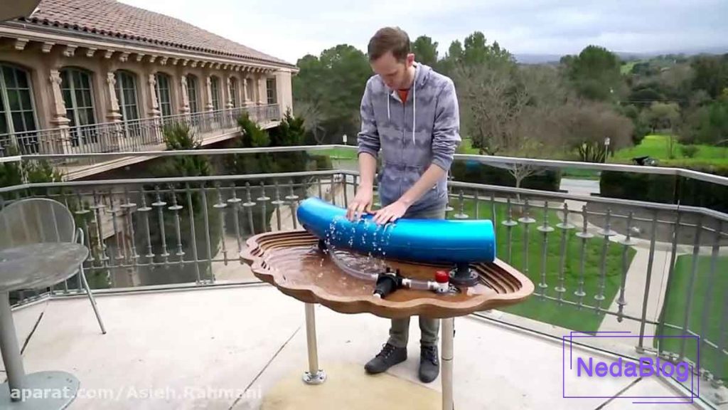 ساز هیدرولوفون، سازی که با آب نواخته می شود